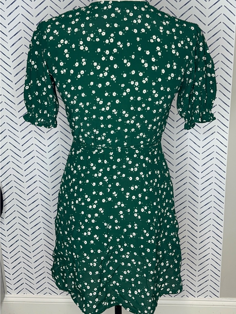 NWOT Faithful the Brand Wrap Mira Mini Floral Dress Green Size 8 - Picture 5 of 14